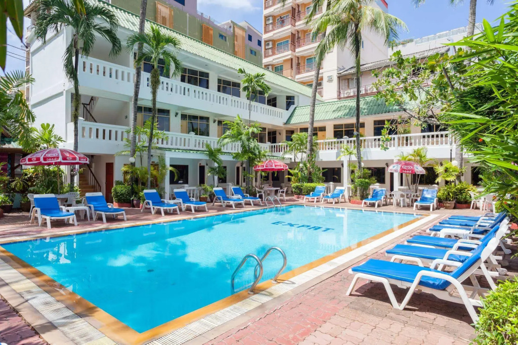 The Expat Hotel Patong