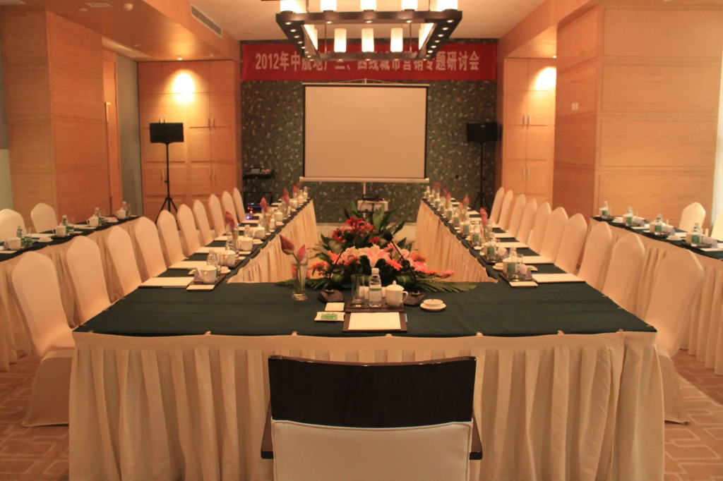 Grandskylight Hotel