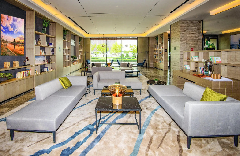 Atour Hotel Yuyang West Road