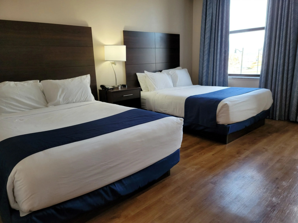 Ariel Broadway Hotel