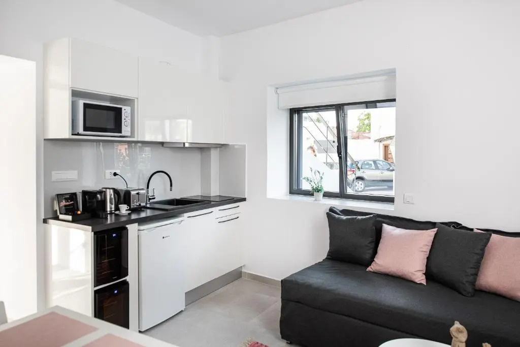 Cozy Corner Luxury Apartments