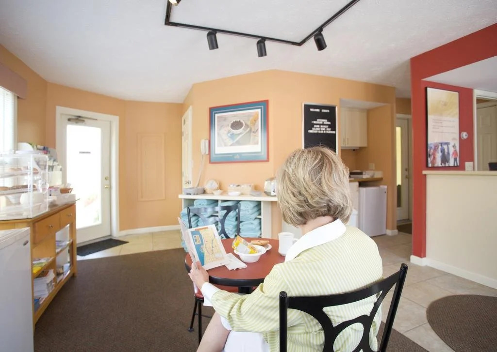 Pointes North Beachfront Hotel - 2 Person Spa Tub Studios