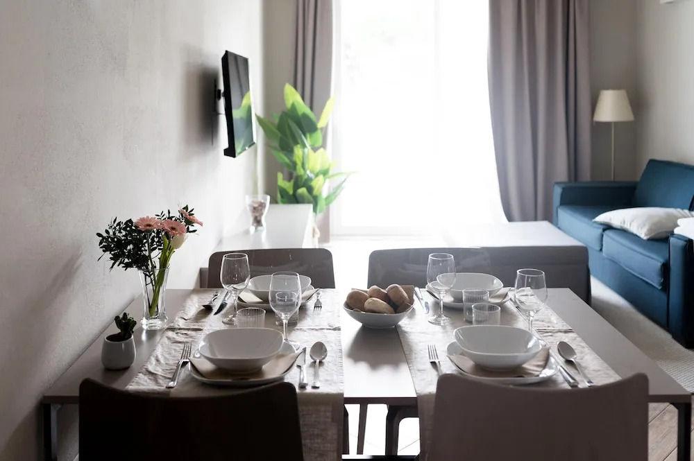 Bed & Breakfast LA HOME and Apartments