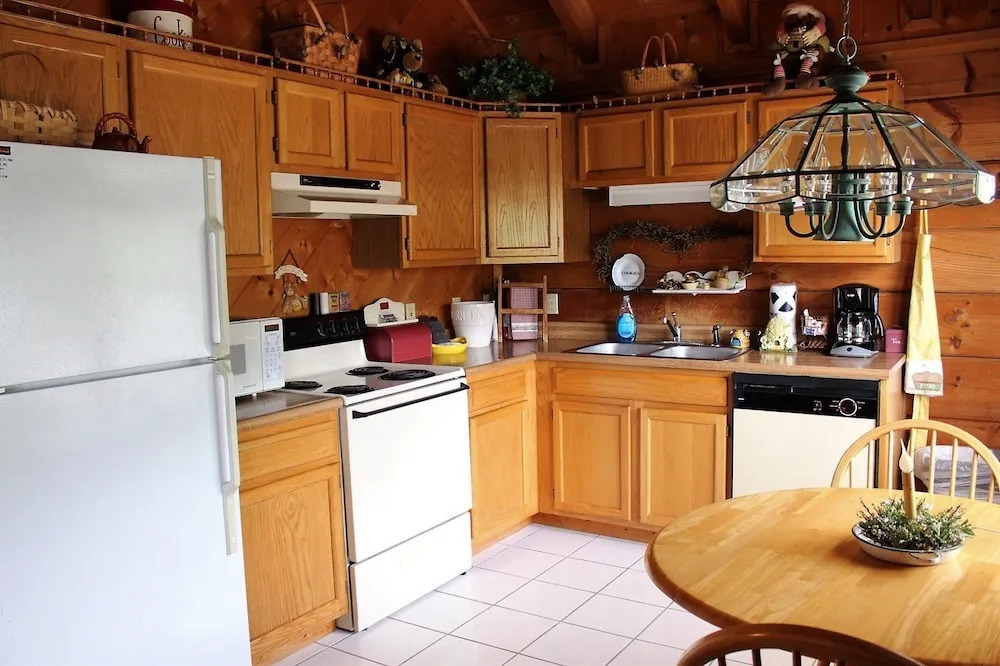 Honey Tree - Studio Cabin
