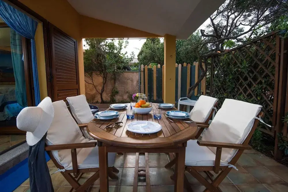 Su Entu in Palau With 1 Bedrooms and 1 Bathrooms