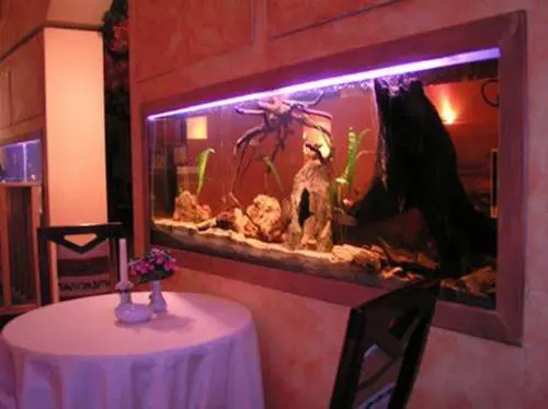 Piramida Hotel & Restaurant