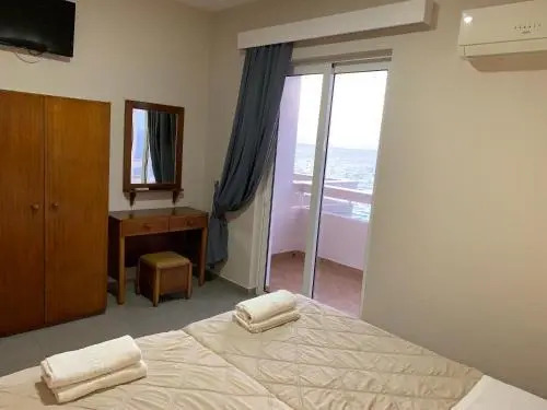 Flat 2 Bedrooms - Rhodes