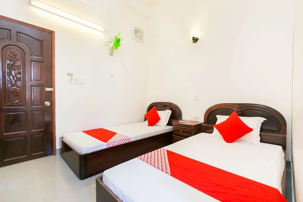 T90 Guest House