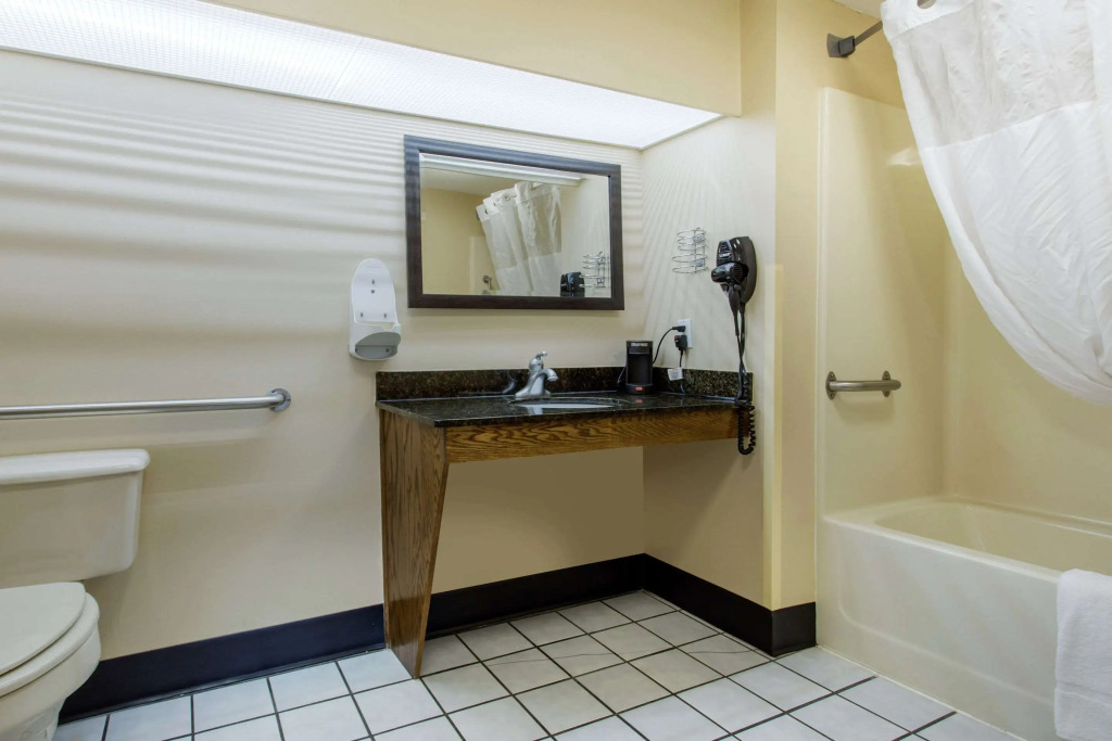 Quality Inn Laurinburg