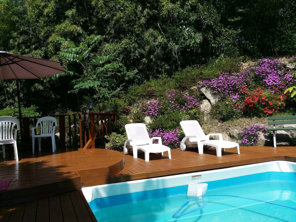 Gyeongju Bellus Rose Pension