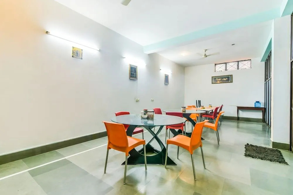 Hotel Chirag Inn