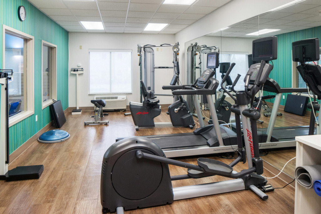 Holiday Inn Express and Suites Stroudsburg-Poconos by IHG