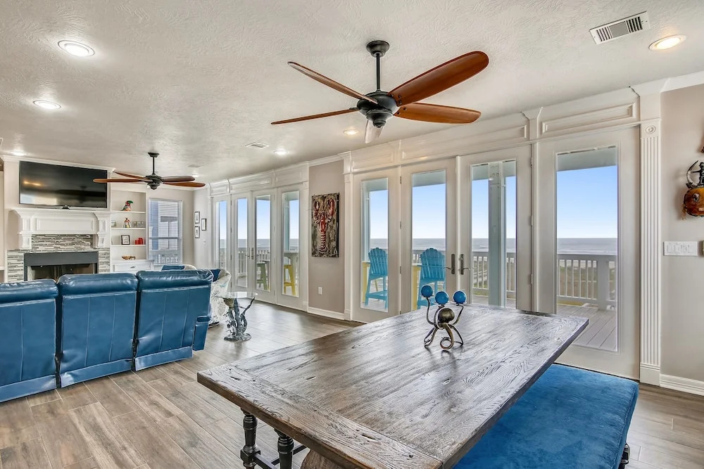 Enchanted Beachfront 3 Bedroom Home