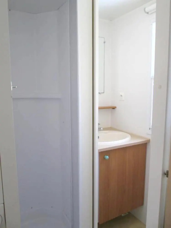 Property With 2 Bedrooms in Beynes, With Furnished Terrace and Wifi - 60 km From the Beach