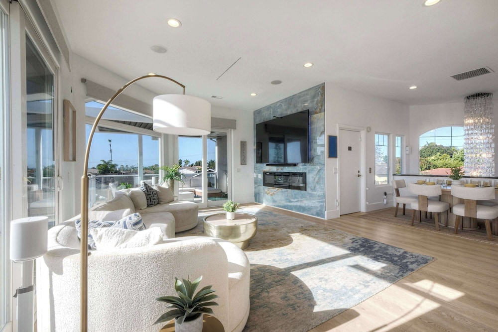 Aqua Vista Carlsbad For 10