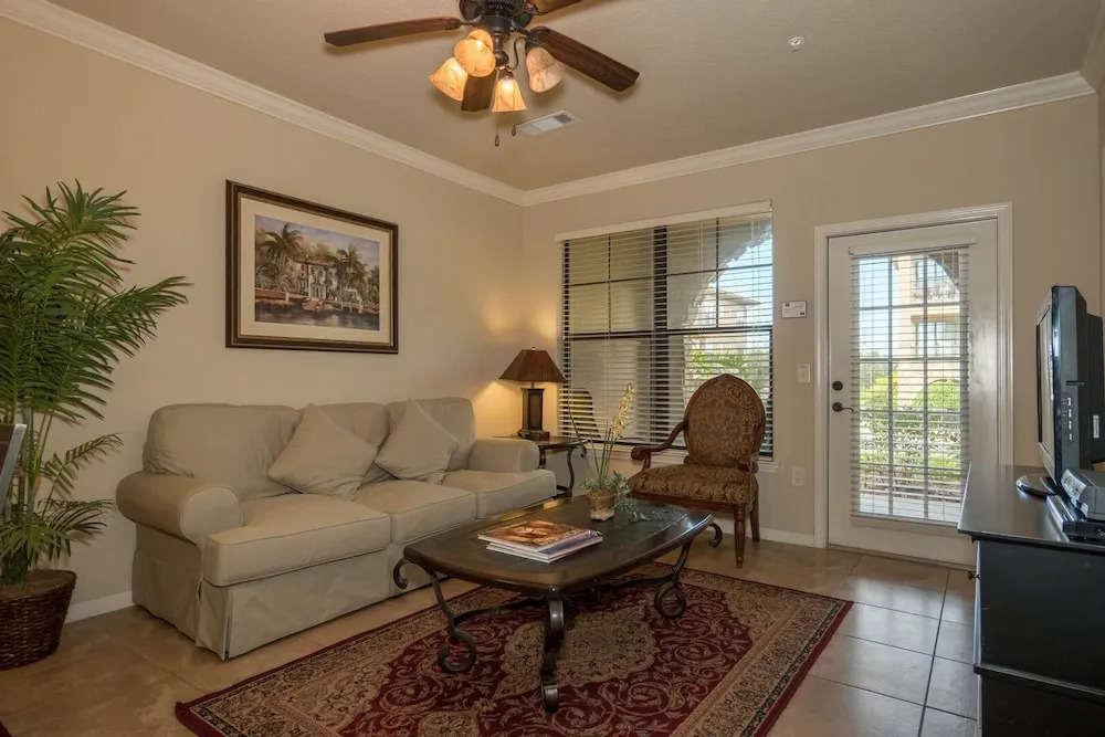 Bp711cp 2 Bedroom Condo in Bella Piazza