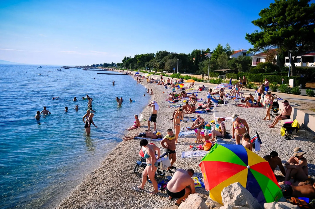 Boris - 150 m from beach - A8(3+1)