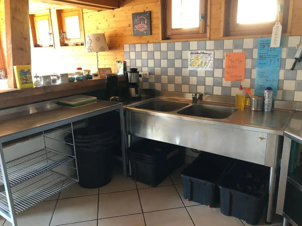 Central Hostel Chatel