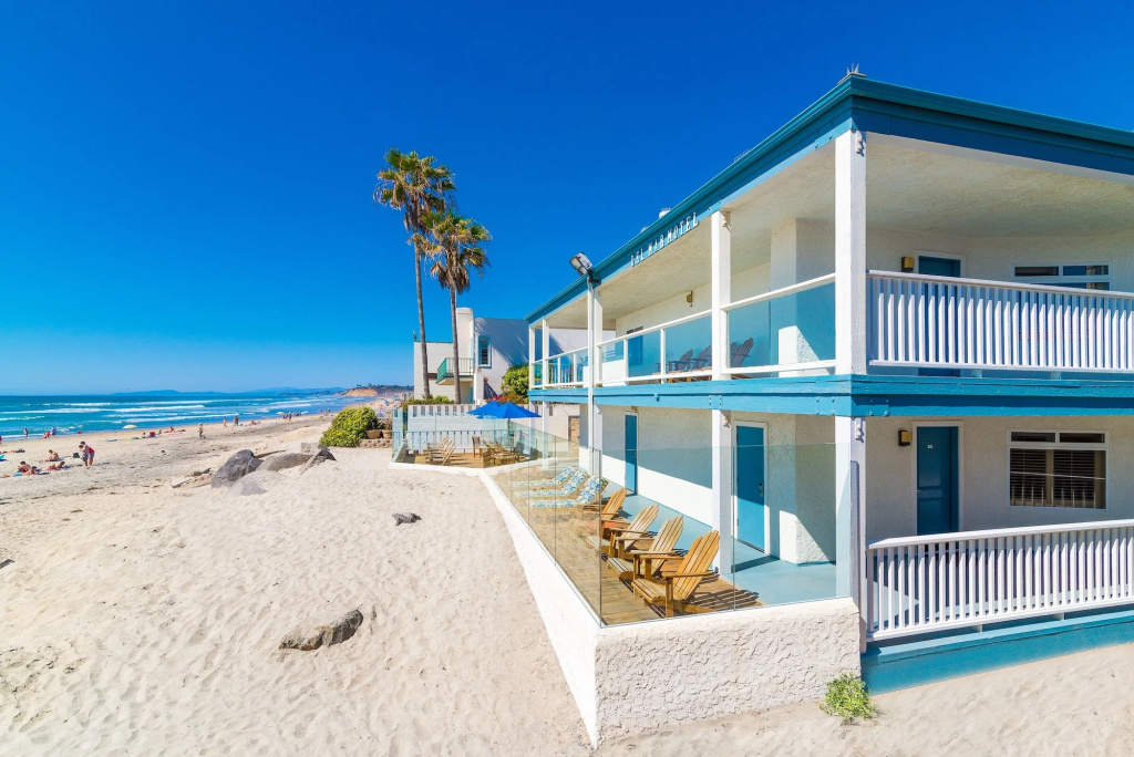 Del Mar Beach Hotel