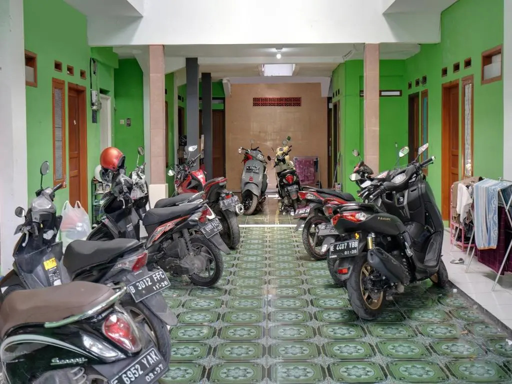 SPOT ON 91775 Pondok 14 Syariah