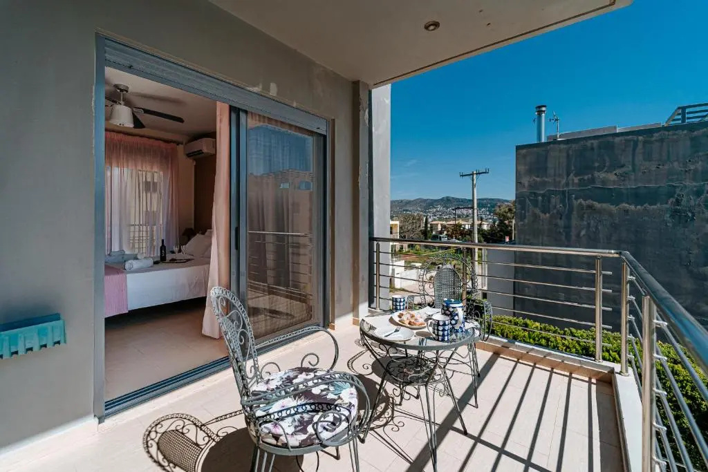Villa The Palm, Beach & Airport closeby - POOL