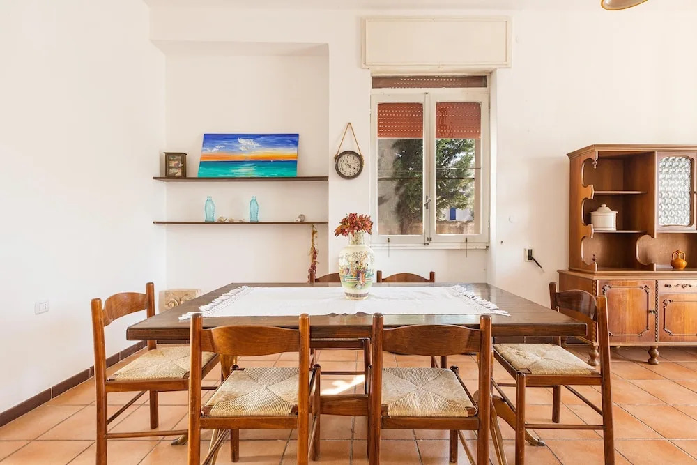 2961 Villa Poesia by Barbarhouse