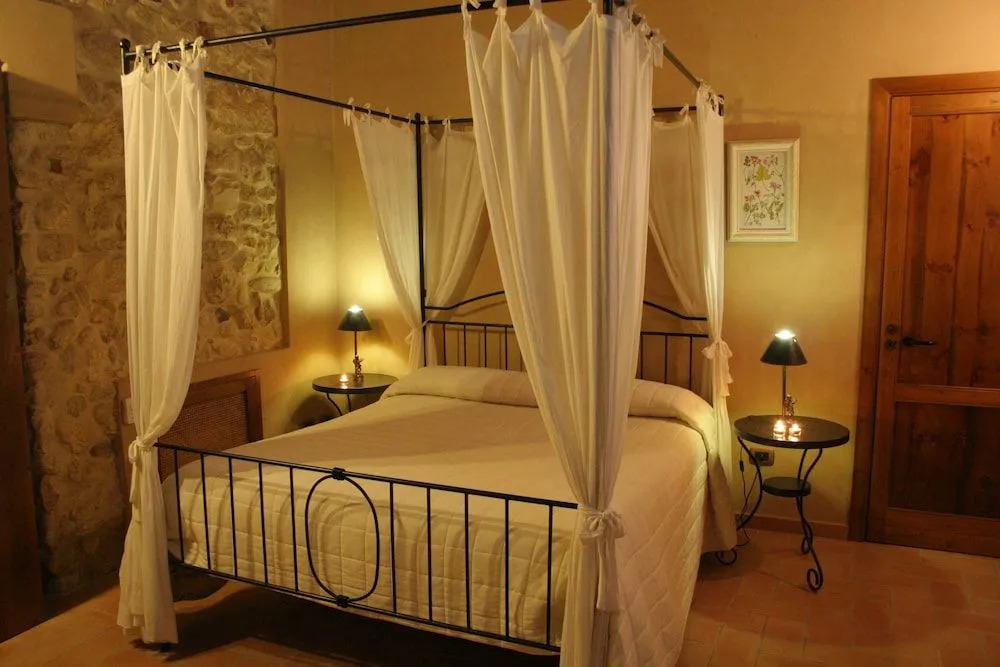 Chiusa Di Carlo Agriturismo