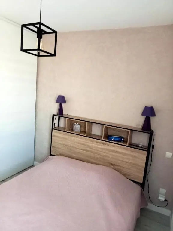 Maison de 2 chambres avec piscine partagee jardin et wifi a Aubignan