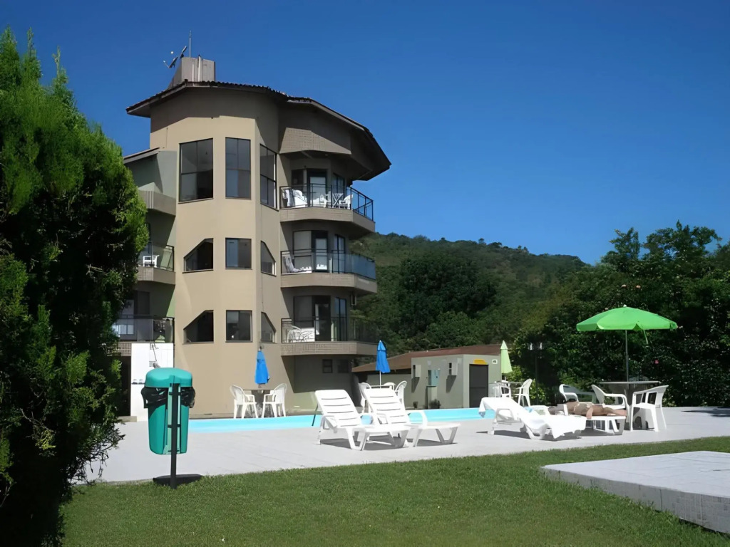 Apartamento pé na areia de 1 dormitório com vista para Praia ou vista lateral Pontas das Canas