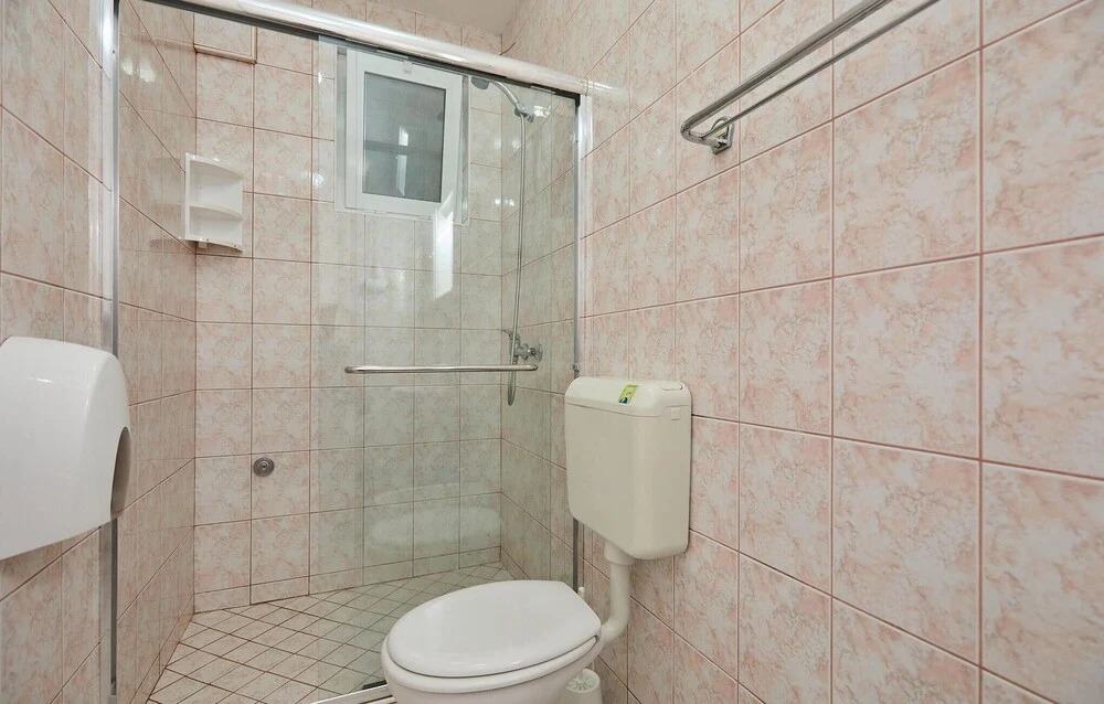 Beautiful Apartment in Saplunara With Wifi and 1 Bedrooms