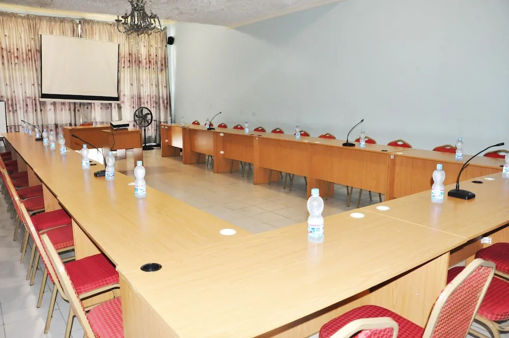 Crown Hotel Lilongwe