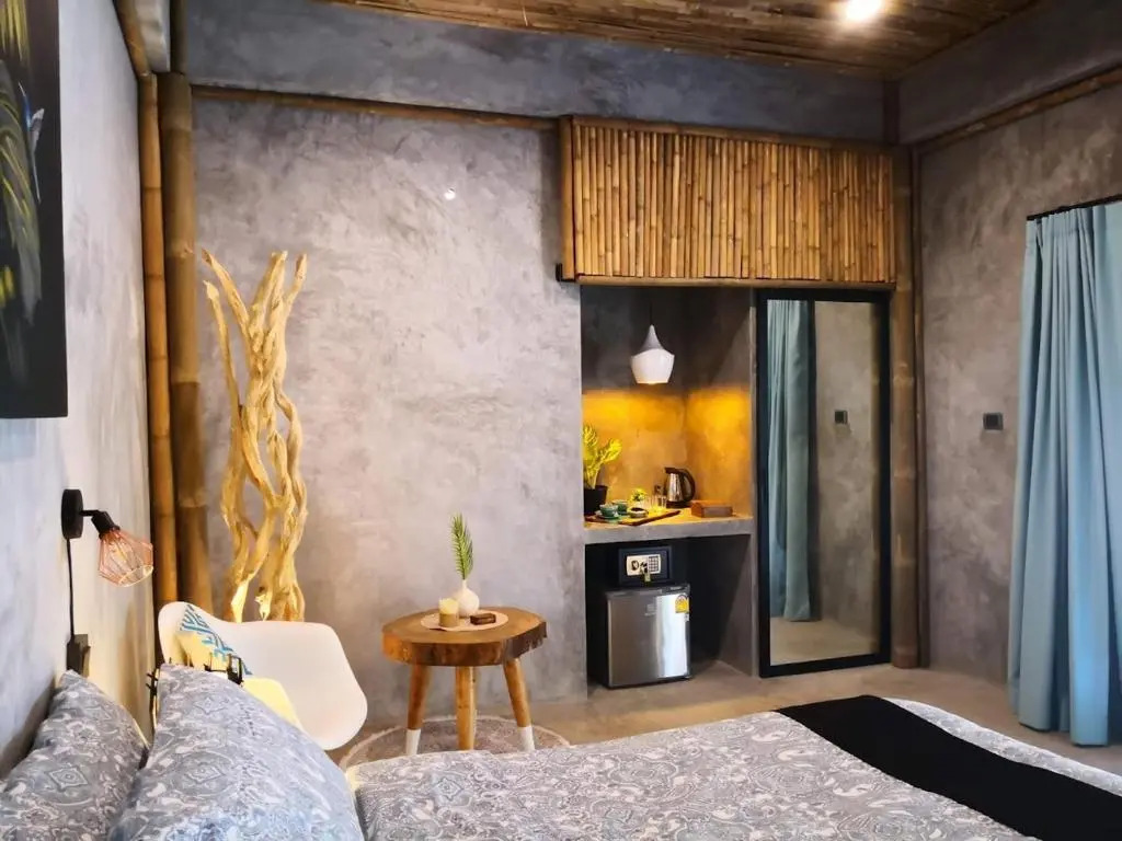 The Lazy Lodge