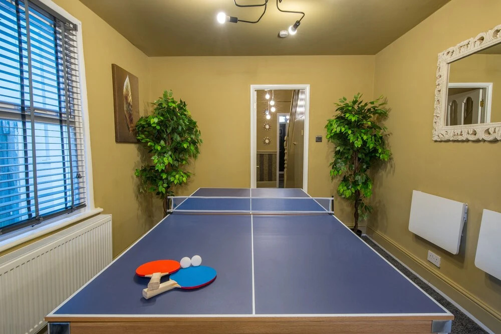 Stunnning 4 Bed House Hot Tub, Sky Tv, Pool Table