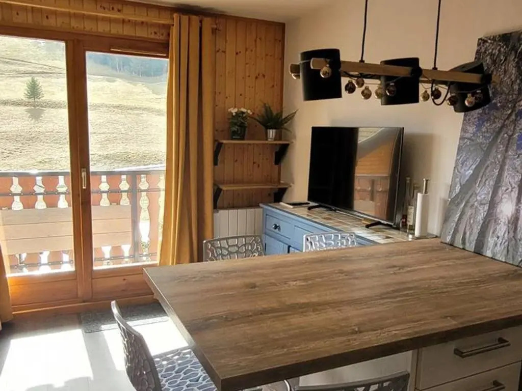 Appartement Le Biot, 2 pièces, 4 personnes - FR-1-573-68