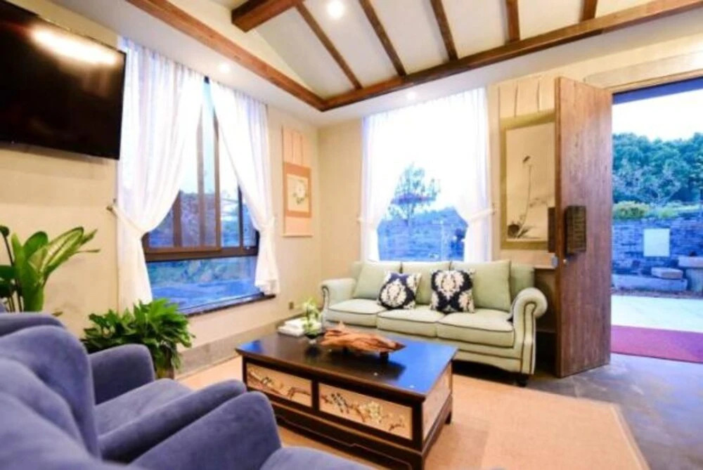 ANANI Inn