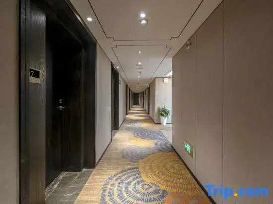 Till Bright Hotel