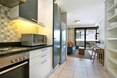 1 Bed Apartment Mario - The Decks