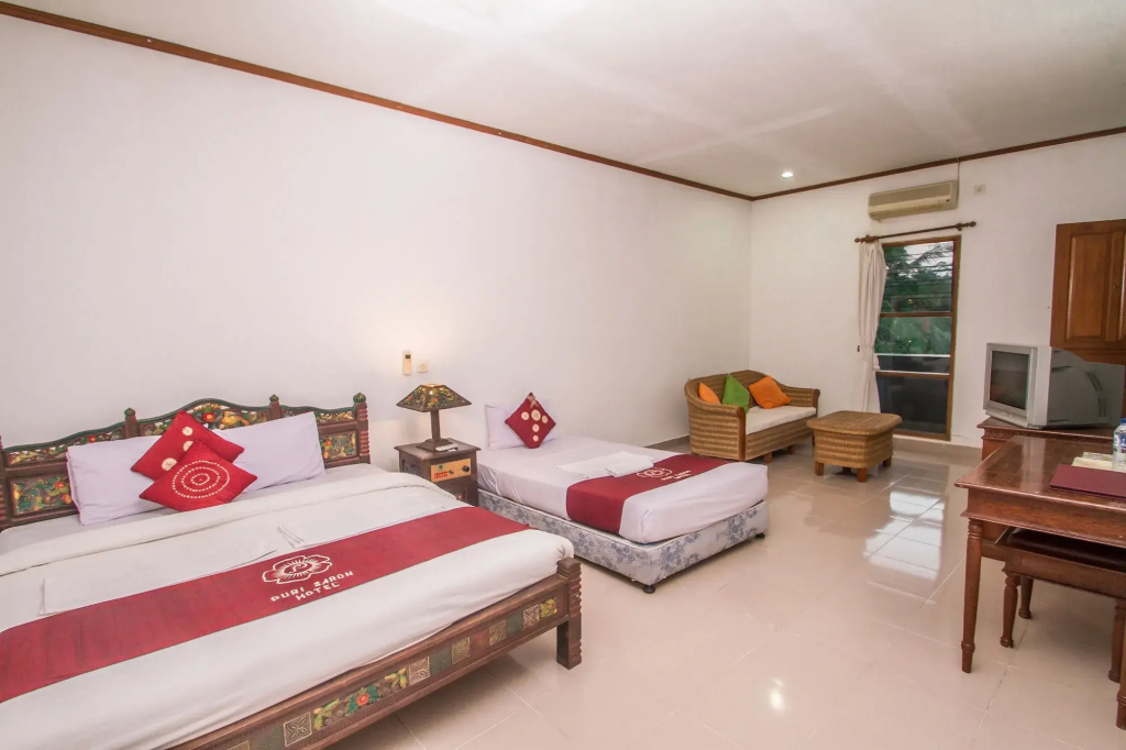 Бангли: Отель Puri Saron Hotel Madangan