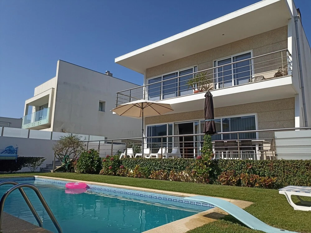 Casa Junto à Praia com Piscina Mystay