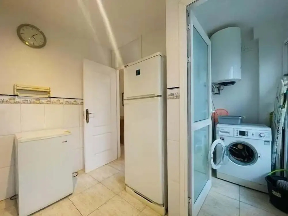 Family Apartment 3BR Communal Pool Kids Park