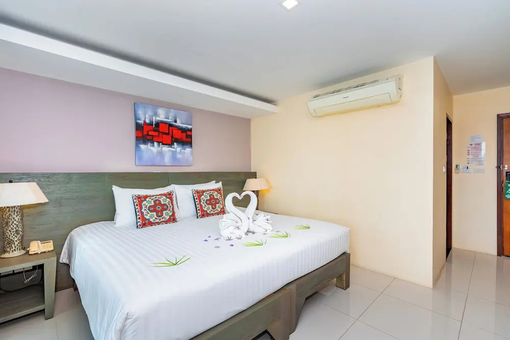 The Cheetar Hotel, Phuket