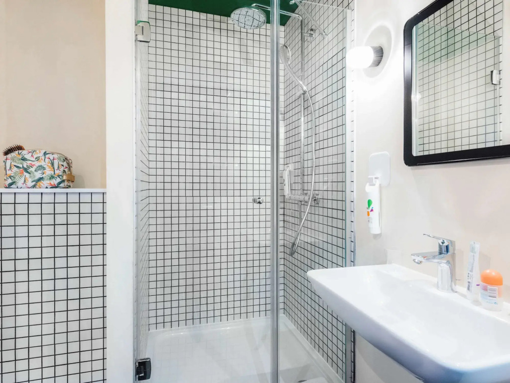 ibis Styles Lyon Meyzieu Arena Stadium