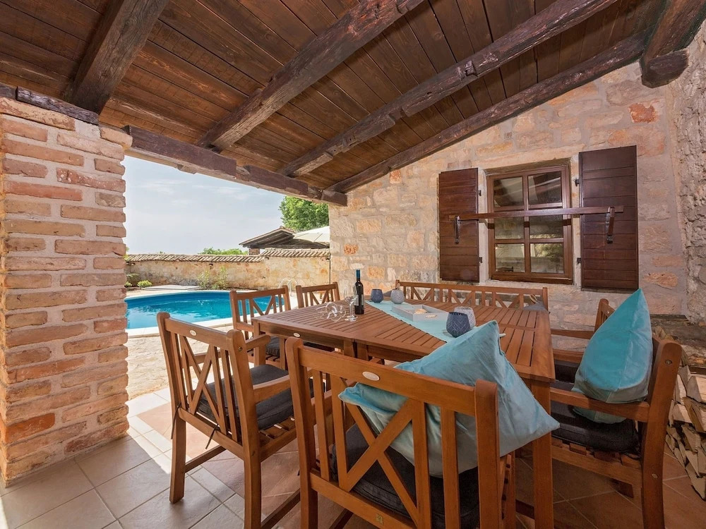 Renovated Holiday Home With Private Pool at 5 km From the Resort of Porec and Beach