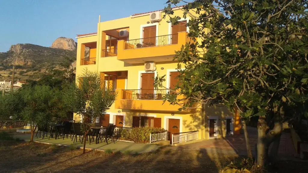 Savvas Apartments