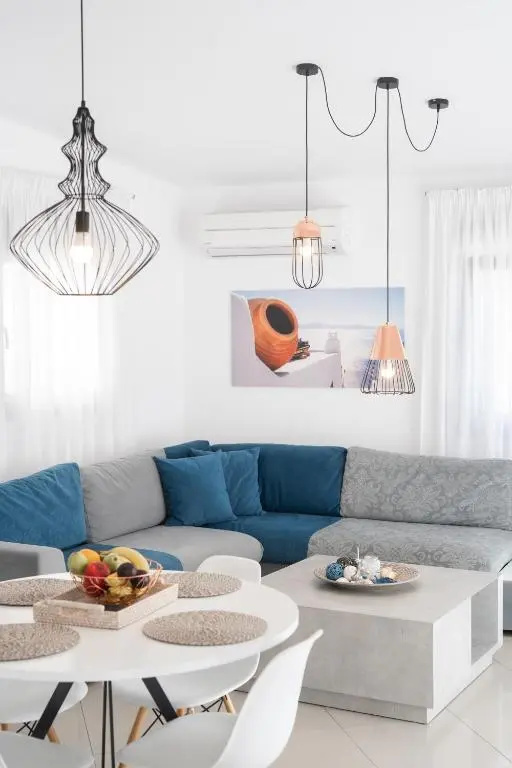 Aelia Apartments