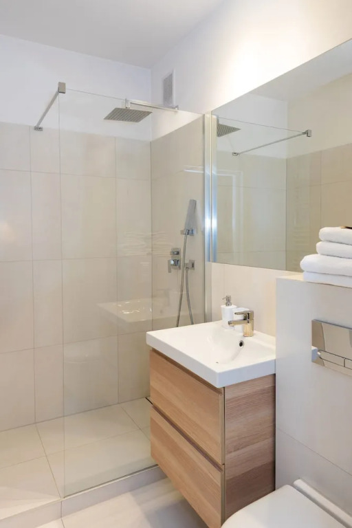Supreme Apartments Vossa