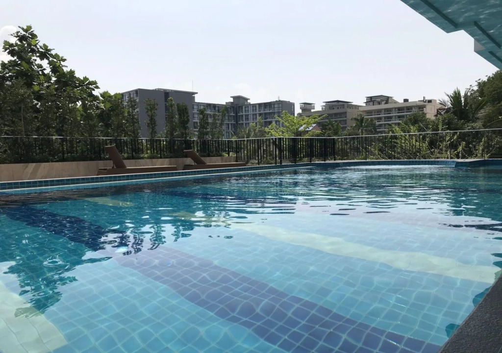 May Hotel