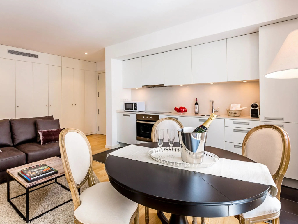 UD Rambla Suites & Pool 61C (1BR) Suite