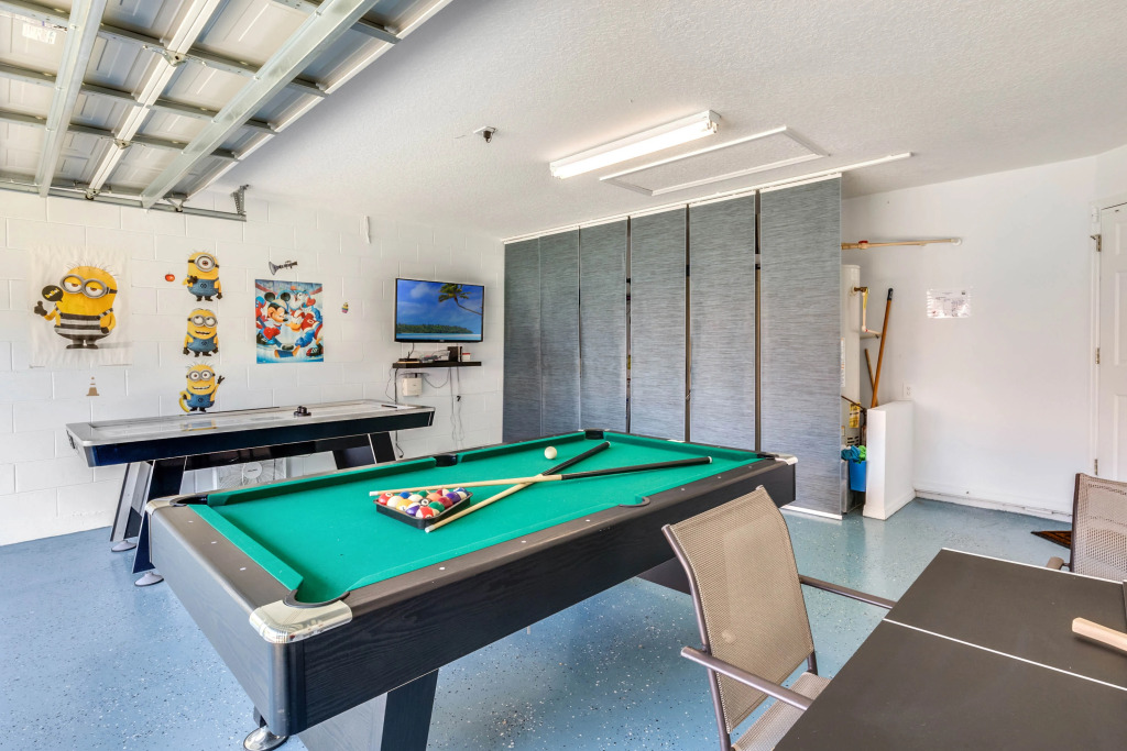 SO136CA - 4 beds pool home - Gated resort, Davenport, US