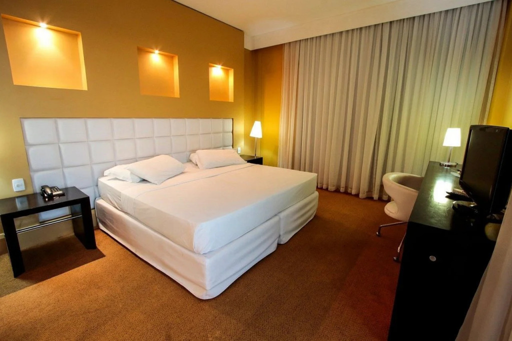 Favorita Golden Hotel e Eventos